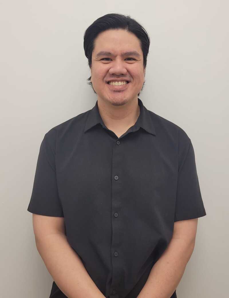 Dr. Riel Torres